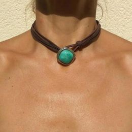 Chains 2024 Bohemian Style Leather Rope Turquoise Pendant Necklace For Women Vintage Simple Jewelry Accessories