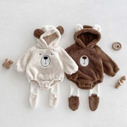 Rompers Baby Hooded Romper Bear Ears Cute Plush Baby Clothes Winter 0-2 Years Old Korean version Baby Clothes Baby Romper Y240530FG8F