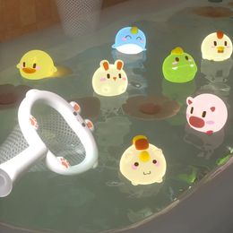 LED Light Up Toys Baby Cute Animals Bath Toy Swimming Water Soft Rubber Float Induction Luminous Duck for Kids Play Funny Gifts 240531