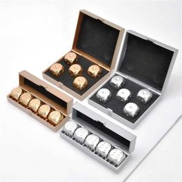 Dice Games Upscale Pure Silver Gold Colour Aluminium Alloy Dices with Exquisite Box Dominoes Game Camping KTV Bar Party Props Dice Set s2452318