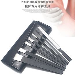 Source Manufacturer Stainless Steel Pedicure Knife 7-piece Set with Black Spray Paint Yangzhou Professional Three Blade Home Nai