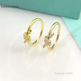 Designer Womens Rope Knot Zirconia Fashion Ring Classic Jewellery Gold Plated Rose Wedding Wholesale