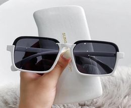 Sunglasses Classic Square Women 2022 Desinger Oversized Goggles Black White Frame Outdoors Coloured Eyewear2250870