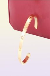 2022Top Designer Bracelets Bangle Luxury Jewelry Bracelets for Women Titanium Steel Alloy Gold Plated Finish Color GoldSilverRos6894972