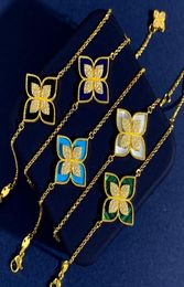 RC Italy Brand Clover Designer Charm Bracelets 18K Gold Shining Bling Crystal Diamond Sweet 4 Leaf Flower Bangle Bracelet Jewellery 9365133