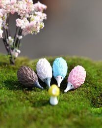 8pcs Cute Figurines Resin Craft Fairy Garden Miniatures Succulent Gnomes Bonsai terrarium Micro Landscape Jardin Dollhouse Zakka9254344