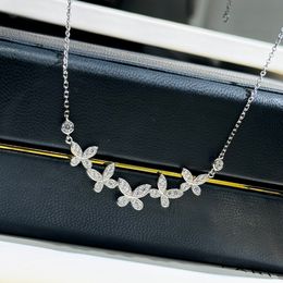 Luksusowe wysokiej klasy 925 srebrne srebrne inkrustowane z wysokim węglowym diamentami Pięć wisiorków motyli inkrustowane z diamentowymi naszyjnikami projektant biżuterii ślubnej
