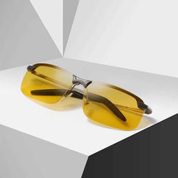 Sunglasses Sunglasses Men Day Night Vision Goggles Anti-Glare For Male Driving Photochromic Yellow Lens Polarised Sun Glasses Eyewear K3043 G240529