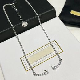 Crystal Letter Pendants Designer Neckalces Brand Jewelry Necklace Chain Men Women 18k Copper Choker Pendant Wedding Jewelry Gifts