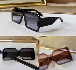 Sunglasses For Men and Women Summer style AntiUltraviolet Retro 1105 Plate Square Big Invisible Frame fashion Eyeglasses Random B4444959