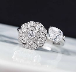 Luxury Brand Pure 925 Sterling Silver Jewellery Rose Camellia Diamond Clover Flower Wedding Rings Top Quality Fine Design Party3133006