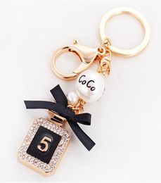 Creative Perfume Bottle Keychain Women Bag Charm Crystal Rhinestone Key Chain Ring Fashion Key Holder Car Keyrings Trinket2793891