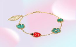 2021 Romatic Women Fashion Shell Lucky Spring Flower Ladybug Fauna Design Luxury Smart Bracelet Wedding Jewelry220Y5305677