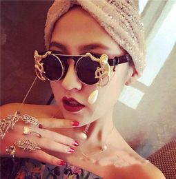 New metal Retro Leopard frame metal Gold Monkey Baroque sunglasses Luxury Sun Beach Chain pearl round glasses women4716818