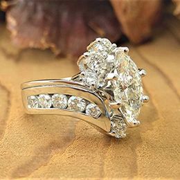 2PCS Wedding Rings Novel Design Marquise CZ Wedding Ring for Women Silver Plated Romantic Marriage Ceremony Party Ladys Ring Trendy Jewellery