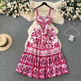Bohemian Style Printed Camisole Dress For Women In Summer With A Luxurious And Light Luxury Vibe. A Waist Cinched And Elegant Long Skirt With A Large Swing