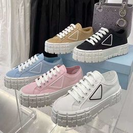 Casual Shoes Designer sneakers womens gabardine nylon casual shoes triangle brand ladies wheel trainers luxury canvas sneaker fashion platform shoe haut luxe soli