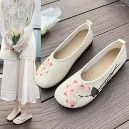 Casual Shoes 2024 Chinese Style Printed Women's Flat Summer Comfortable Breathable Mom Women Outdoor Walking