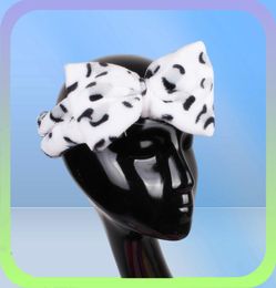 2018 New Womens soft Elastic Big Bow Polka Dot Stripe Headbands Bath Wash Face Makeup Band Beauty Shower Hairband HeadWare 12pcs7102297