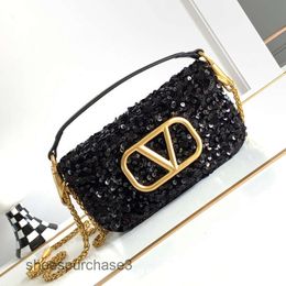 Sequins Goods Cross Square Shiny Womens High-end Diagonal Purse Chain Fashionable Valleens Small Leather Designer Bag Baguette Bags Beads RYGL