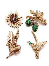 Copper Material Brooches Antique High Quality Jewellery Animal Plant Pins For Women Girl Party Gift Accessories Drop Ship1649106