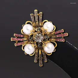 Brooches Selling Retro Exaggerated Pearl Crystal Cross Brooch Enamel Badge Metal Men's And Women's Lapel Pins Gift Souvenir Wholesale