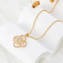 Pendant Necklaces Makersland Flower Necklace Gold-Color Luxury Jewellery For Ladies Wholesale Fashion Jewellery Women Girls