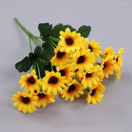 Decorative Flowers 2pcs Artificial Sunflower Flower Bouquet Wedding Plant Accessories Room Home Decor Christmas Party Decoration Gift