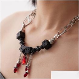 Pendant Necklaces Punk Dark Design Niche Ruby Necklace Female Blood Drop Shaped Original Stone Accessories Temperament Jewelry Deliver Dhgkp