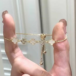 Vans Beimu Four Leaf Grass Bracelet for Women 925 Silver Ins Small and Popular Design Light Luxury High Grade Exquisite Everyday Versatile Non fading