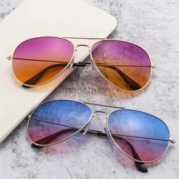 Sunglasses 2024 New Double Bridge Aviation Sunglasse Woman Men Aviat Alloy Frame Polit Ocean Gradient Lens Sun Glasses Female Male Eyewear 240401