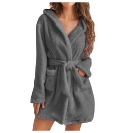 SM36 Sexy Pyjamas Women Bath Robe Winter Fluffy Plush Pyjamas Ladies Sexy Hooded Dressing Solid Colour Gown Warm Bathrobe Female Home Clothing 2404101