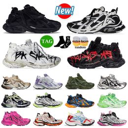 Track Runners 7.0 Designers shoes Women Men Paris baleciaga Trainers Graffiti Black Red BURGUNDY Deconstruction Tracks jogging hiking Runner 7 Sneakers retro