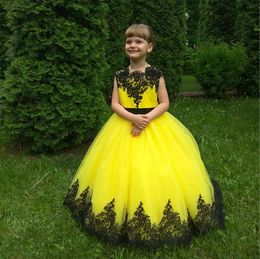 Flower Girls Dresses Sleeveless Tiered TuTu Pageant Gowns Gorgeous Puffy Prom Appliqued Jewel Girls Formal Birthday Wedding Party Gowns Custom Made
