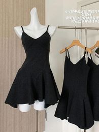 Casual Dresses Trend Black Gothic Spaghetti Strap Dress Fashion Off Shoulder V-Neck Prom Gown Wrap Hip Streetwear Dance Clubwear Party