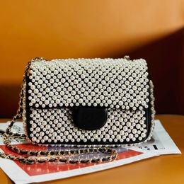9A Designer-Tasche, hochwertige Luxus- und romantische Handtasche mit weißen Perlen, 20 cm, klassische Damen-Clutch mit Klappe