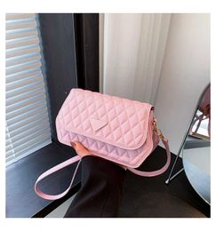 Bags Backpack Style New trendy and niche design textured square pearl chain small fragrant wind diamond grid crossbody bag for women
