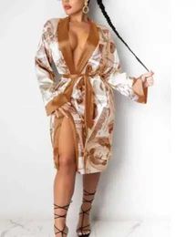 S7RE Sexy Pyjamas Womens Satin Robe Trendy Dollar Print Long Sleeve Silky Kimono Bathrobe Sleepwear with Belt 2404101