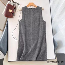Casual Dresses KEYANKETIAN 2024 Launch Women's Dark Grey Wool Sundress Stylish Simply Back Zipper O-Neck Sleeveless Straight Mini Dress