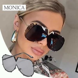 Sunglasses 2024 New Womens Protective Sunglasses Retro Extra Large Claw Sunglasses Mens Uv400 Hip Hop Punk Glasses Black J240330