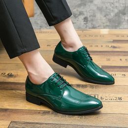 Casual Shoes Spring Brand Elegant Patent Leather Men Pointed Head Fashion Dress Man Party Glossy Wedding