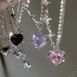 Pendant Necklaces 17KM Y2K Crystal Heart Necklace Fashion Kpop Shining Kravik Chain Necklace Womens New Trend Party Gifts Jewelry 2023L2404