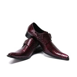 Fashion Red Round Toe Men Oxfords Shoes Genuine Leather Wedding Banquet Evening Shoes Male Business Snake Pattern Formal Shoes