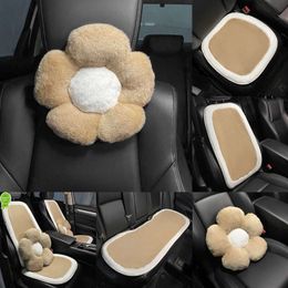 2024 A Soft Winter Fashion In The Universal Flash. A Car Seat Covers An Artificial Rabbit. Automatic Fur Seat.