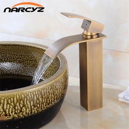 Bathroom Sink Faucets Basin Brass Antique Elegant Waterfall Faucet Single Lever Hole Deck Mount Square Spout Mixer Taps XT960