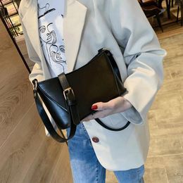 Shoulder Bags Women Crossbody PU Leather Solid Retro Messenger Comfortable Handbag Girls Personal Daily Satchel