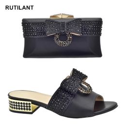 Arrival Luxury Shoes Women Designers Nigerian Shoes and Matching Bags Set Decorated with Rhinestone Italian Shoe and Bag Set 240326