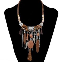 Pendant Necklaces Bohemia Feather Long Tassels Leather Necklaces Ethnic Black Brown Rhinestone Elegant Women Jewellery Pendant Necklace Wholesale 240330