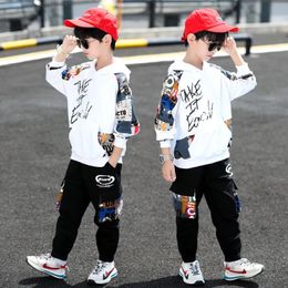 2023 Boys Autumn Clothing Suit Teenage Clothes Cartoon 414 Years Tracksuit Set Children Hooded Coat and Pants 240328