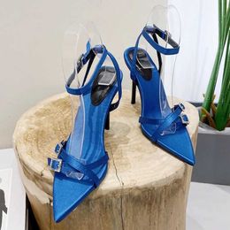 Dress Shoes 2024 Summer Fashion Crystal Buckle Designer High Heels Sandals Women Open Toe Ankle Strap Wedding Dance Shoes Lady H240401SCYM